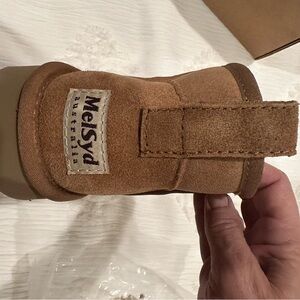 New In Box Shearling and Leather  Tan Boot Size 7